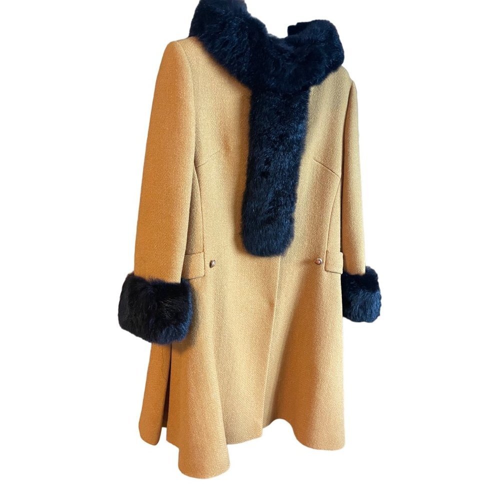 Vintage 60s Yellow Mod Swing Coat with Faux Fur Trim - Picture 3 of 9